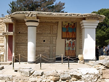 Knossos, The reconstructed South Propylaeum