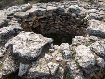 Phourni: Tholos Tomb C photo 2